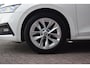 Skoda Octavia Combi 1.0 e-TSI Business Edition | Apple CarPlay | Stoelverw. | Climate | Cruise