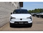Volvo EX30 Single Motor Extended Range Plus 69 kWh | Achteropkomend verkeer waarschuwing | Apple Carplay & Android Auto | Autonomous Emergency Braking | Bots waarschuwing systeem | Cruise control adaptief met Stop&Go en stuurhulp | Dodehoekdetectie met correctie | Electronic climate controle | Navigatiesysteem | Stof/kunstlederen bekleding | Trekhaak elektrisch uitklapbaar