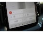 Volvo EX30 Single Motor Extended Range Plus 69 kWh | Achteropkomend verkeer waarschuwing | Apple Carplay & Android Auto | Autonomous Emergency Braking | Bots waarschuwing systeem | Cruise control adaptief met Stop&Go en stuurhulp | Dodehoekdetectie met correctie | Electronic climate controle | Navigatiesysteem | Stof/kunstlederen bekleding | Trekhaak elektrisch uitklapbaar