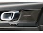 Volvo XC40 T5 Recharge R-Design | Stoelverwarming | Elektrisch verstelbare voorstoelen met geheugenfunctie | Harman Kardon | Lederen bekleding | Extra getint glas | Draadloze telefoonlader | Apple carplay/ Android auto