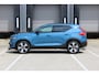 Volvo XC40 T5 Recharge R-Design | Stoelverwarming | Elektrisch verstelbare voorstoelen met geheugenfunctie | Harman Kardon | Lederen bekleding | Extra getint glas | Draadloze telefoonlader | Apple carplay/ Android auto