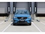Volvo XC40 T5 Recharge R-Design | Stoelverwarming | Elektrisch verstelbare voorstoelen met geheugenfunctie | Harman Kardon | Lederen bekleding | Extra getint glas | Draadloze telefoonlader | Apple carplay/ Android auto