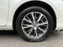 Toyota Yaris 1.5 Hybrid - Luxe Y20 uitvoering - Parelmoer wit -