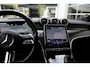 Mercedes-Benz GLC 300e Plug in hybride 4MATIC AMG Line*Perfect MB Onderh.*Luchtvering/Elek. Trekhaak/360/ACC/Burmester/Treeplanken/Bi-Color Leder/HUDLED/DAB/Sfeer/Dodehoek/Apple Carplay-Android/Parkeersens.V+A/19 inch LM*