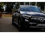 Mercedes-Benz GLC 300e Plug in hybride 4MATIC AMG Line*Perfect MB Onderh.*Luchtvering/Elek. Trekhaak/360/ACC/Burmester/Treeplanken/Bi-Color Leder/HUDLED/DAB/Sfeer/Dodehoek/Apple Carplay-Android/Parkeersens.V+A/19 inch LM*