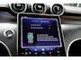 Mercedes-Benz GLC 300e Plug in hybride 4MATIC AMG Line*Perfect MB Onderh.*Luchtvering/Elek. Trekhaak/360/ACC/Burmester/Treeplanken/Bi-Color Leder/HUDLED/DAB/Sfeer/Dodehoek/Apple Carplay-Android/Parkeersens.V+A/19 inch LM*