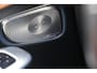 Mercedes-Benz GLC 300e Plug in hybride 4MATIC AMG Line*Perfect MB Onderh.*Luchtvering/Elek. Trekhaak/360/ACC/Burmester/Treeplanken/Bi-Color Leder/HUDLED/DAB/Sfeer/Dodehoek/Apple Carplay-Android/Parkeersens.V+A/19 inch LM*