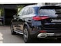 Mercedes-Benz GLC 300e Plug in hybride 4MATIC AMG Line*Perfect MB Onderh.*Luchtvering/Elek. Trekhaak/360/ACC/Burmester/Treeplanken/Bi-Color Leder/HUDLED/DAB/Sfeer/Dodehoek/Apple Carplay-Android/Parkeersens.V+A/19 inch LM*