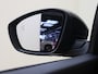 Peugeot e-2008 EV GT 50 kWh Alcantara bekelding | Keyless | Camera | Apple Carplay |