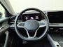 Volkswagen Passat Variant 1.5 eTSI Elegance Business | Achteruitrijcamera | Keyless | ErgoActive stoelen met massage | Matrix LED verlichting | Elektrische kofferklep | Navigatie | Dodehoekdetectie | Sfeerverlichting |