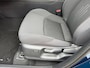 Toyota C-HR / C-HR+ 2.0 High Power PHEV 223pk CVT Dynamic/ Blauw met zwart dak/ Apple Carplay/ Keyless entry/ Stuur + Stoelverwarming/ Camera achter/ Nieuwe voorraad auto