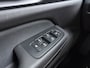 Volvo V60 B3 177pk R-Design / Harman en Kardon audio / Pilot Assist / Camera achter / Elektr. verstelbare stoelen met geheugen /