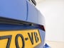 Volvo V60 B3 177pk R-Design / Harman en Kardon audio / Pilot Assist / Camera achter / Elektr. verstelbare stoelen met geheugen /