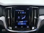 Volvo V60 B3 177pk R-Design / Harman en Kardon audio / Pilot Assist / Camera achter / Elektr. verstelbare stoelen met geheugen /