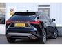 Lexus RX 350h Hybrid 4WD*Lexus fabrieksg.T/m05-2034!*Perfect Lexus Onderh.*HUD/ACC/Leder/Stoelverw./Stuurverw./Stuurkoeling/Dodehoek/Memorie/Elek. Klep/Keyless Entry+Go/Apple Carplay-Android/Camera/Parkeersens.V+A/21 inch LM*