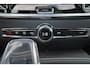 Volvo V60 T8 Plug-in hybrid AWD Plus Dark - Intellisafe Assist/Surround - Panoramisch schuif-/kanteldak - 360 graden camera - Harman Kardon Audio - Contourstoelen - Elektrisch bed. voorstoelen - Verwarmbare voorstoelen - Verwarmbaar stuurwiel - Trekhaak semi elektrisch inklapbaar - 18' LMV