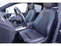Mercedes-Benz B-klasse 220 Launch Edition Premium Plus Climate / Navi / Pano / Camera / Stoelverw. / Sfeerverl. / Memory / Trekhaak / Lm velgen / NAP