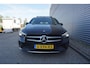 Mercedes-Benz B-klasse 220 Launch Edition Premium Plus Climate / Navi / Pano / Camera / Stoelverw. / Sfeerverl. / Memory / Trekhaak / Lm velgen / NAP