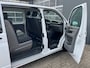 Volkswagen Transporter 2.0 TDI L2H1 DC 150pk Airco Cruise controle Trekhaak 2500kg trekgewicht Apple carplay Navigatiesysteem 5-Persoons Euro 6 Telefoonverbinding Dealer onderhouden
