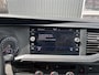 Volkswagen Transporter 2.0 TDI L2H1 DC 150pk Airco Cruise controle Trekhaak 2500kg trekgewicht Apple carplay Navigatiesysteem 5-Persoons Euro 6 Telefoonverbinding Dealer onderhouden
