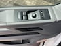Volkswagen Transporter 2.0 TDI L2H1 DC 150pk Airco Cruise controle Trekhaak 2500kg trekgewicht Apple carplay Navigatiesysteem 5-Persoons Euro 6 Telefoonverbinding Dealer onderhouden