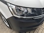 Volkswagen Transporter 2.0 TDI L2H1 DC 150pk Airco Cruise controle Trekhaak 2500kg trekgewicht Apple carplay Navigatiesysteem 5-Persoons Euro 6 Telefoonverbinding Dealer onderhouden