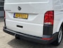 Volkswagen Transporter 2.0 TDI L2H1 DC 150pk Airco Cruise controle Trekhaak 2500kg trekgewicht Apple carplay Navigatiesysteem 5-Persoons Euro 6 Telefoonverbinding Dealer onderhouden