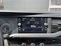 Volkswagen Transporter 2.0 TDI L2H1 DC 150pk Airco Cruise controle Trekhaak 2500kg trekgewicht Apple carplay Navigatiesysteem 5-Persoons Euro 6 Telefoonverbinding Dealer onderhouden