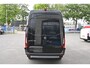 Mercedes-Benz eSprinter 320 L2H2 Select 81kWh Distronic, LED, MBUX Navigatie, Smartphone integratie pakket, Snellader, Etc Windowbags, Winterpakket