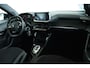 Peugeot 2008 1.2 Turbo Active Pack | Cruise Control | Trekhaak | Navigatie | Carplay | Climate | Sensoren |