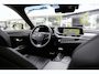 Lexus ES 300h F Sport *Lexus fabrieksg.t/m07-2031*Perfect Lexus Onderh.*Schuifdak/ACC/Leder/F-Sport 4x/Keyless Entry+Go/Stoelverw./Memorie/Dodehoek/Camera/LED/DAB/Parkeersens.V+A/19 inch LM*