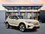 Volvo EX40 Single Motor Extended Range Plus 82 kWh | 19" Allseason | Trekhaak | Adaptieve Cruise | BLIS | Stoel/Stuurverwarming | Warmtepomp | Keyless | Elektr. Achterklep | Parkeercamera
