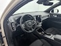 Volvo EX40 Single Motor Extended Range Plus 82 kWh | 19" Allseason | Trekhaak | Adaptieve Cruise | BLIS | Stoel/Stuurverwarming | Warmtepomp | Keyless | Elektr. Achterklep | Parkeercamera