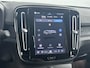Volvo EX40 Single Motor Extended Range Plus 82 kWh | 19" Allseason | Trekhaak | Adaptieve Cruise | BLIS | Stoel/Stuurverwarming | Warmtepomp | Keyless | Elektr. Achterklep | Parkeercamera