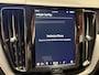 Volvo XC60 2.0 T6 Plug-in hybrid AWD Inscription PANORAMA SCHUIF/KANTELDAK NAVIGATIE ADAPTIVE CRUISE CONTROL STOEL/STUURVERWARMING 360 CAMERA APPLE CARPLAY/ANDROID RIJSTROOKSENSOREN ZEER MOOI !!