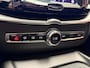 Volvo XC60 2.0 T6 Plug-in hybrid AWD Inscription PANORAMA SCHUIF/KANTELDAK NAVIGATIE ADAPTIVE CRUISE CONTROL STOEL/STUURVERWARMING 360 CAMERA APPLE CARPLAY/ANDROID RIJSTROOKSENSOREN ZEER MOOI !!
