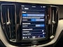 Volvo XC60 2.0 T6 Plug-in hybrid AWD Inscription PANORAMA SCHUIF/KANTELDAK NAVIGATIE ADAPTIVE CRUISE CONTROL STOEL/STUURVERWARMING 360 CAMERA APPLE CARPLAY/ANDROID RIJSTROOKSENSOREN ZEER MOOI !!