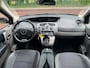Renault Grand Scenic 2.0-16V Tech Line / Navi / Pano / Automaat / Airco / NAP