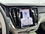Volvo V60 T6 Recharge Ultra Dark | 19" | Harman Kardon | Panoramadak | Head-Up | Full LED | 360 Camera | Elektr. verst. Stoelen | Stoel/Stuur/Achterbankverwarming | Adaptieve Cruise | BLIS