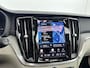 Volvo V60 T6 Recharge Ultra Dark | 19" | Harman Kardon | Panoramadak | Head-Up | Full LED | 360 Camera | Elektr. verst. Stoelen | Stoel/Stuur/Achterbankverwarming | Adaptieve Cruise | BLIS