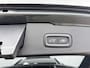 Volvo V60 T6 Recharge Ultra Dark | 19" | Harman Kardon | Panoramadak | Head-Up | Full LED | 360 Camera | Elektr. verst. Stoelen | Stoel/Stuur/Achterbankverwarming | Adaptieve Cruise | BLIS