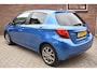 Toyota Yaris 1.5 Hybrid Dynamic Bi-Tone '16 Navi Clima Cruise Inruil mogelijk