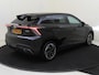 MG MG4 Electric Luxury 64 kWh | Apple Carplay/Android | cruise control adaptief | electronic climate control | lichtmetalen velgen 17" | navigatiesysteem full map | rijstrooksensor met correctie | voorstoelen verwarmd | warmtepomp |