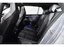 Volkswagen Golf 1.5 eTSI R-Line Pano, Sfeer, AppleCarplay