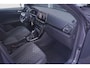 Volkswagen T-Cross 1.5 TSI R-Line Navi 2xR-line PDC v+a Private-glas 17"-LMV Digi-cockpit Carbon-inlegdelen cruise-controle climate-controle  Apple Carplay Achteruitrijcamera Stoelverwarming