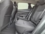 Hyundai Tucson 1.6 T-GDI PHEV Comfort Smart 4WD / SOH 100% / Dealer onderhouden / Fabrieksgarantie tot 06-2027 / Trekhaak afneembaar / Trekgewicht 1350 kg / Stuur- & Stoelverwarming / Achteruitrijcamera / Elektrische achterklep / Adaptief cruise control /