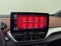 Volkswagen ID.4 Max 77 kWh | SoH 90% | Panoramadak | Head-up display | Warmtepomp | Adaptieve demping | 360 camera | Luxe bekleding | Dodehoek detectie | Voorstoelen met memory |