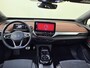 Volkswagen ID.4 Max 77 kWh | SoH 90% | Panoramadak | Head-up display | Warmtepomp | Adaptieve demping | 360 camera | Luxe bekleding | Dodehoek detectie | Voorstoelen met memory |