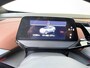Volkswagen ID.4 Max 77 kWh | SoH 90% | Panoramadak | Head-up display | Warmtepomp | Adaptieve demping | 360 camera | Luxe bekleding | Dodehoek detectie | Voorstoelen met memory |