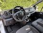 Renault Trafic 2.0 dCi 145 PK / AUTOMAAT / L1H1 / 2x SCHUIFDEUR / INRICHTING / TREKHAAK / IMPERIAAL / 3-ZITS